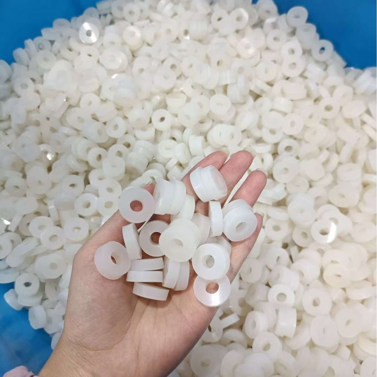 White Hinged Plastic Screw Cap - Furniture Hardware Nut ulasan dan harga